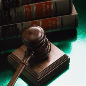 Image of law books and judge's gavel.