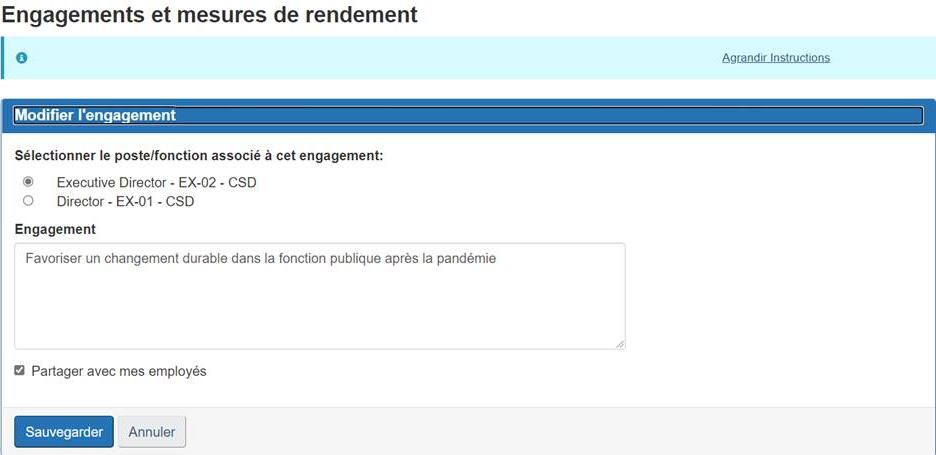 Deux flêches, une qui pointe 'Director, Talent Management-EX-01' et l'autre qui pointe la boite de texte 'Engagement'.